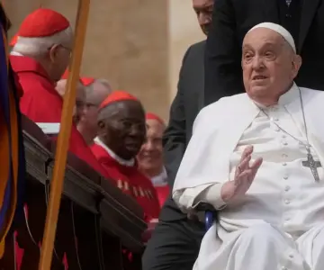 Papa Francisco reaparece en Sábado de Gloria