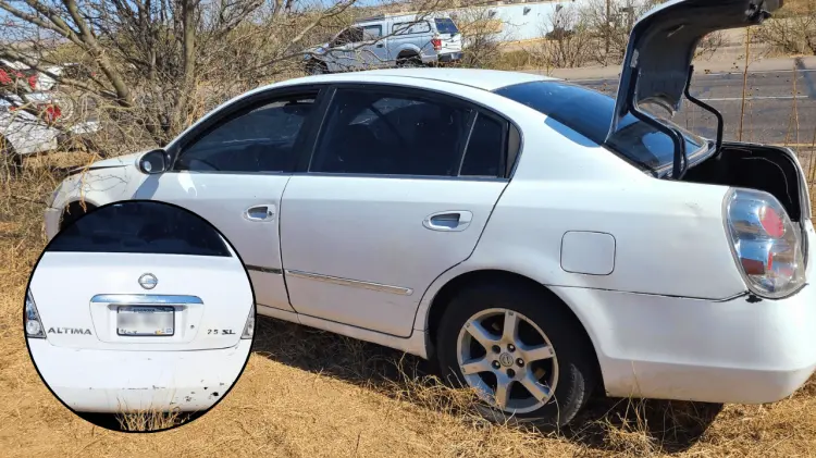 El conductor abandonó el carro aún en movimiento. (Foto: X @USBPChiefTCA)