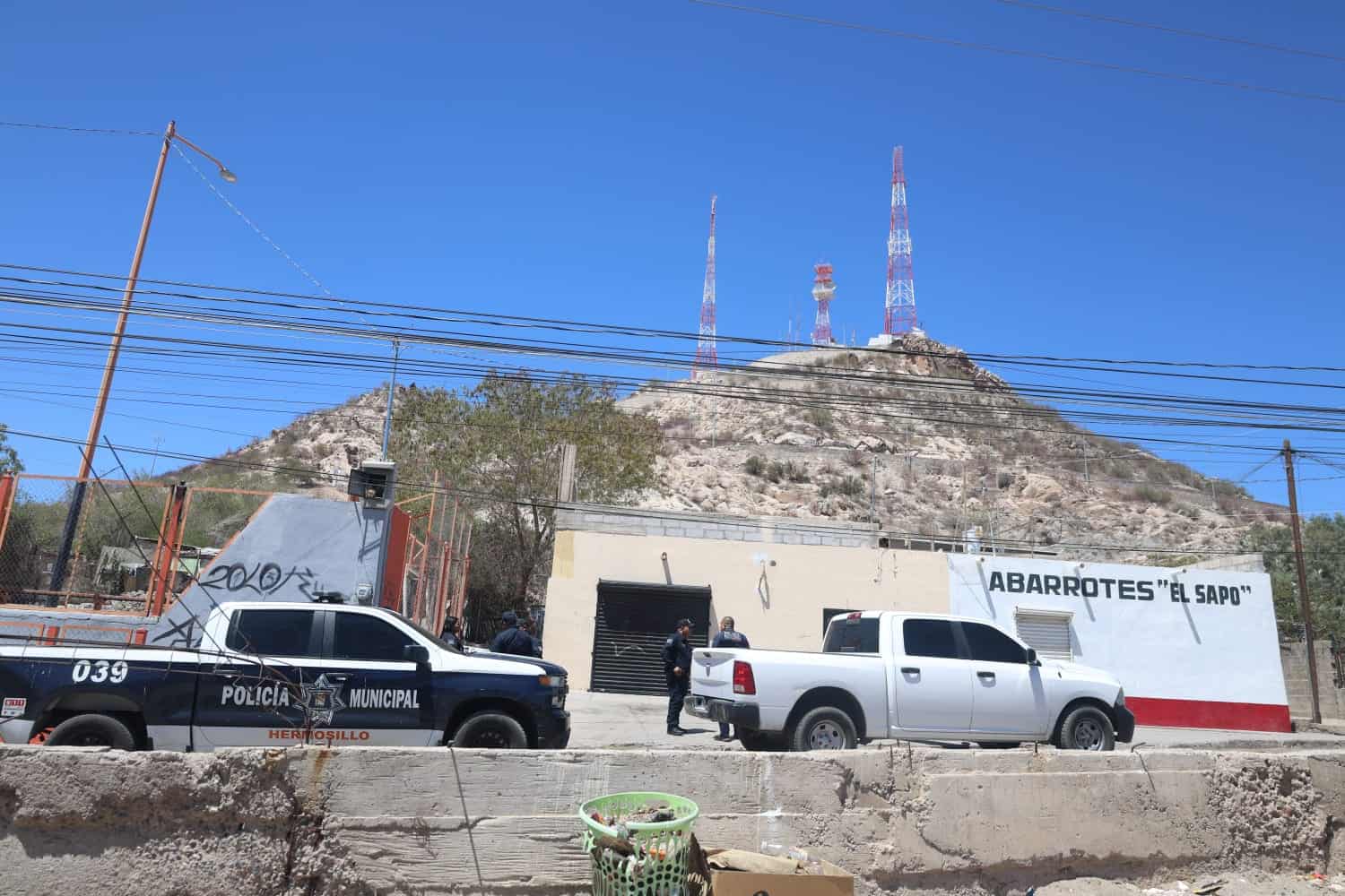Policía Municipal realiza operativo en Cerro de la Campana; hay detenidos