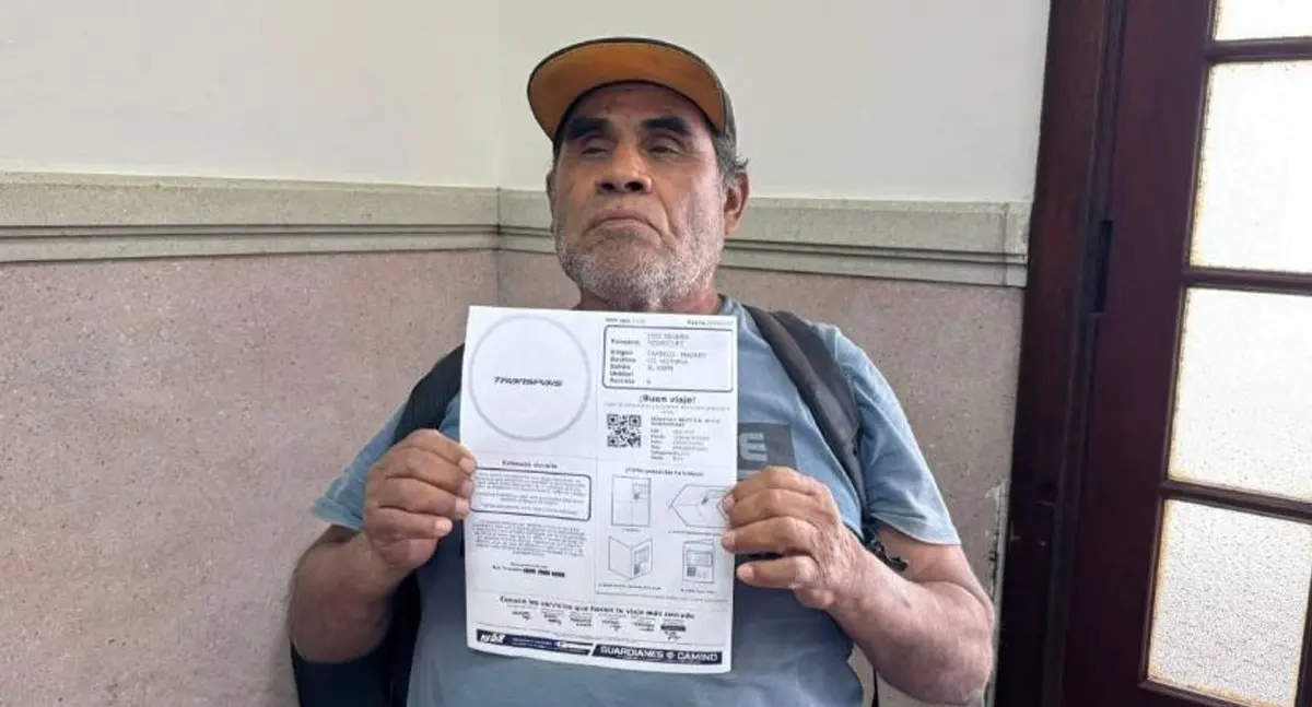 Durmió varios días en la Central Camionera porque sus amigos lo abandonaron