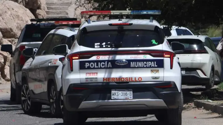 Elementos policiacos en las labores de vigilancia. (Foto: Ramón Munguía / EXPRESO)
