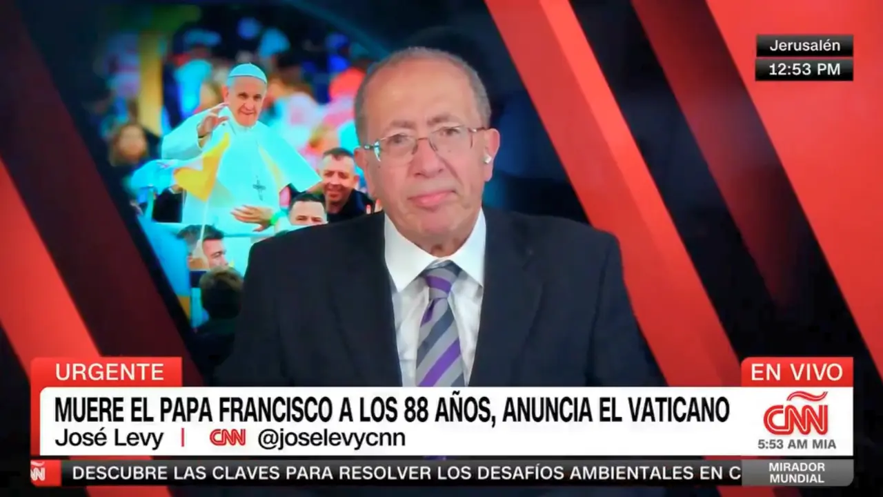 Reacción del periodista José Levy se viraliza al informar muerte del papa