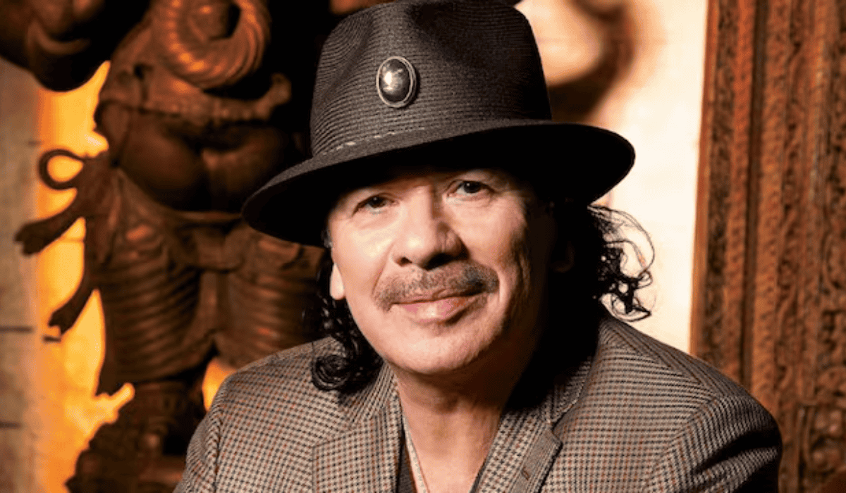 Carlos Santana abandona el hospital; se encuentra en recuperación en Texas