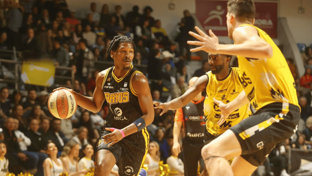 Caballeros se imponen 88-80 a Rayos de Hermosillo en inicio de la serie