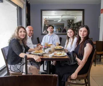 Un espacio para compartir en Café 57