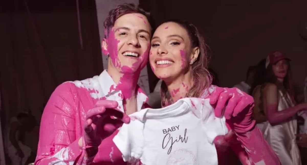 Lele Pons revela que tendrá una niña y sufre caída en la celebración