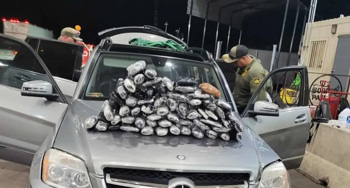 Pareja fue detenida con cargamento de metanfetamina