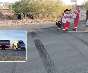 Aparatoso accidente en Empalme deja daños materiales; pasajeros abandonan unidad