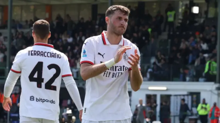 El último gol de Santiago Giménez había sido en la Champions League contra el Feyenoord.