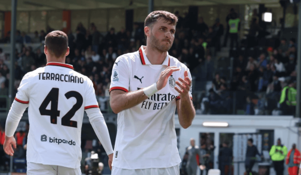 Santiago Giménez se reencuentra con el gol en victoria del AC Milan