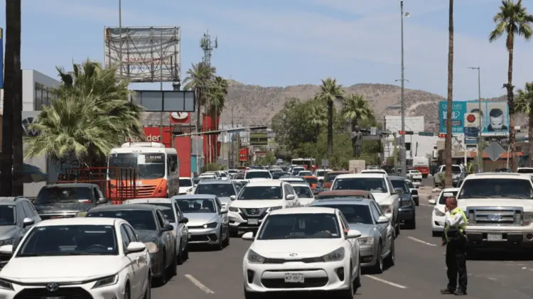 Elementos de Tránsito dirigirán el tráfico. (Foto: Jesús Ballesteros/EXPRESO)
