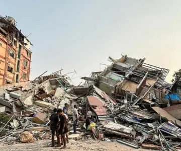 Cifra de muertos por el terremoto en Birmania se aproxima a los 3,800