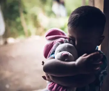 Crianza con maltrato marca a 7 de cada 10 niños en México