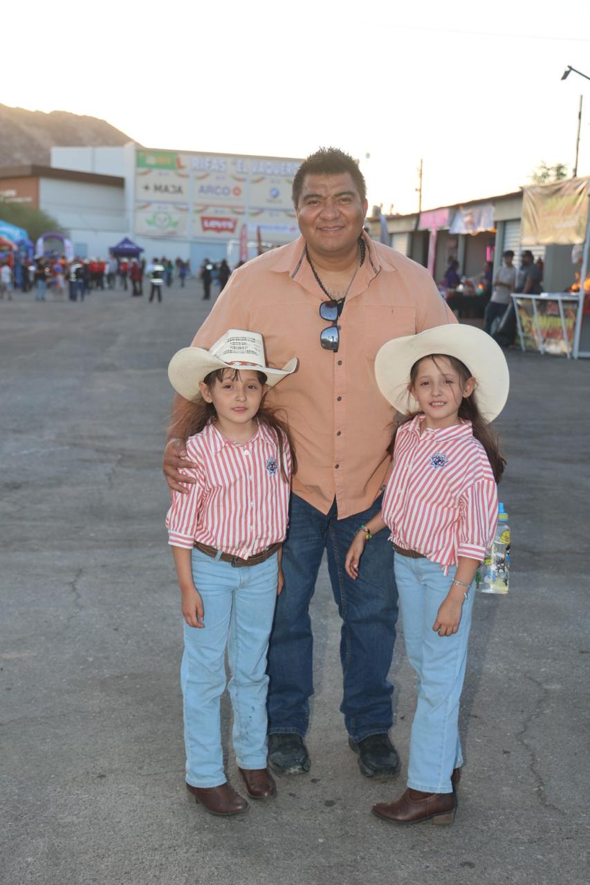 Familias forman parte del primer día de la ExpoGan 2025