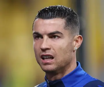 Canelo peleará en Arabia y espera a Cristiano Ronaldo en la arena