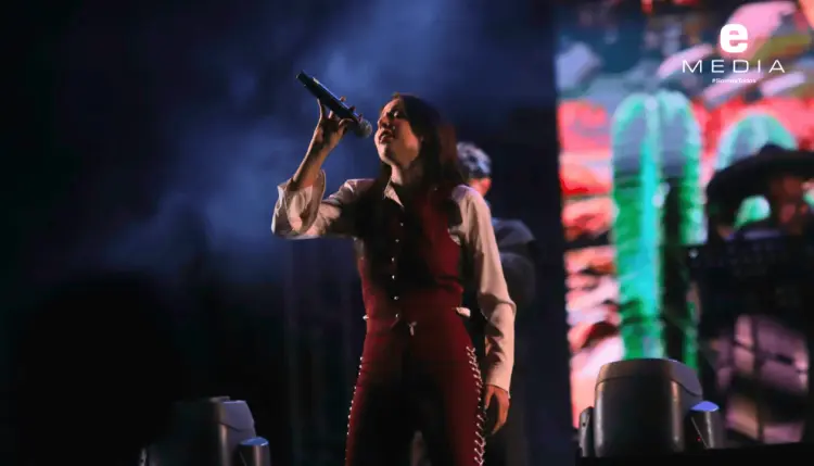 Majo Aguilar revive el alma ranchera en la Explanada de las Estrellas