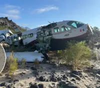 Avioneta con destino a Hermosillo aterriza de emergencia en Baja California