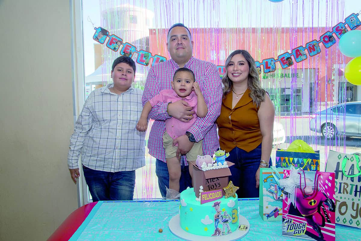¡Feliz cumpleaños Liam Alexander!