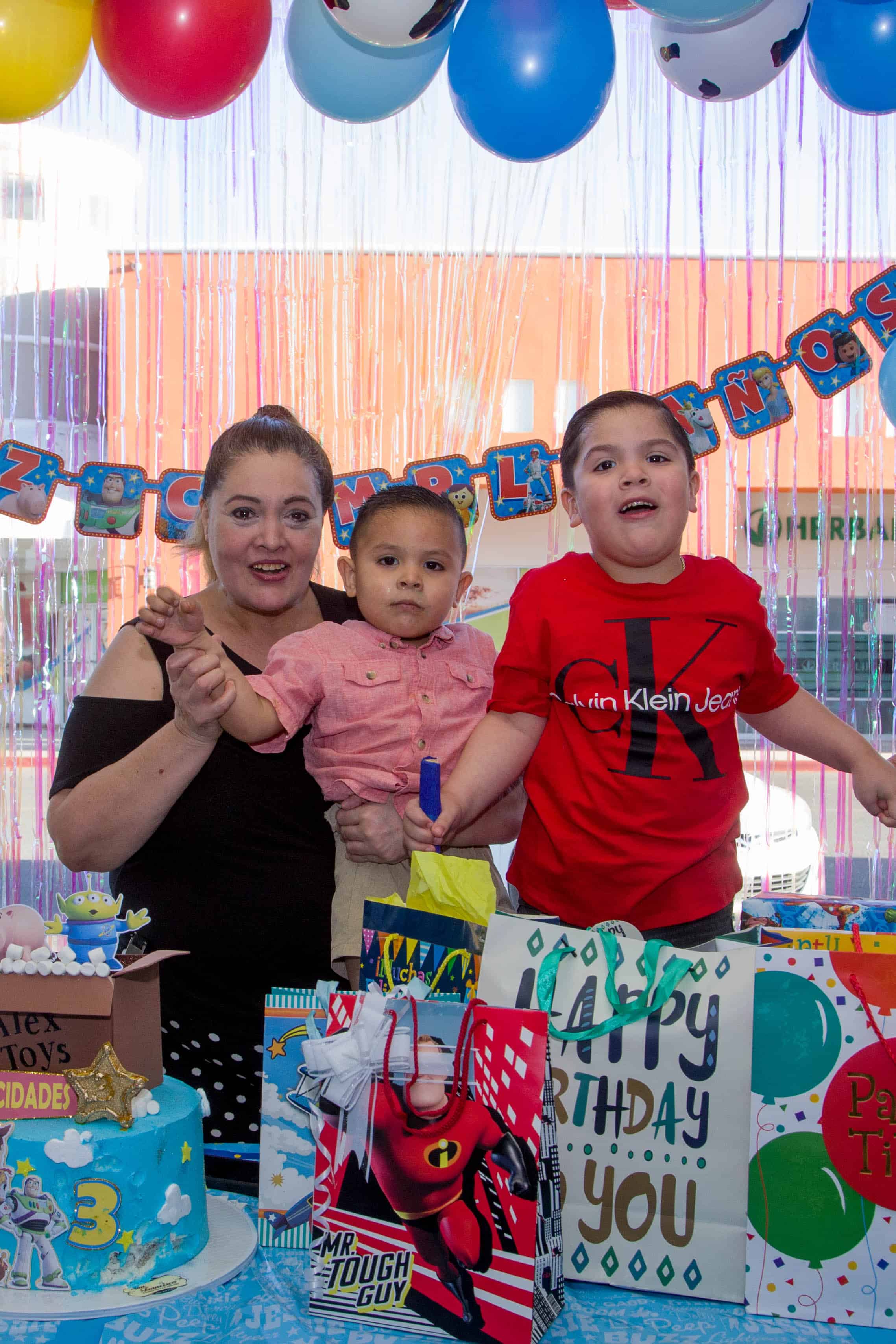 ¡Feliz cumpleaños Liam Alexander!