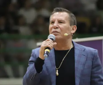 Julio César Chávez sufre el calor de Arabia Saudita
