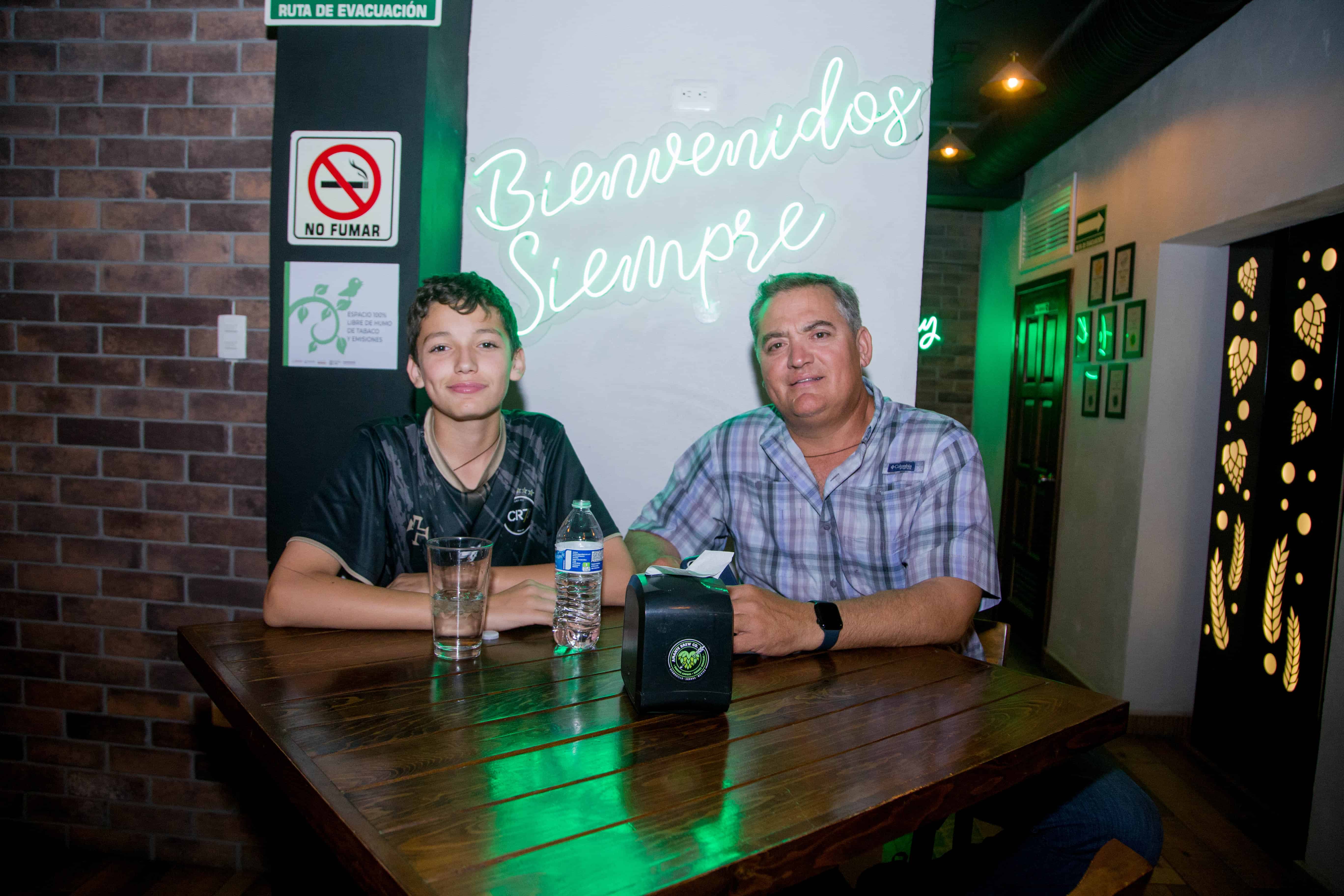 En Amante Brew Company pasan una excelente velada