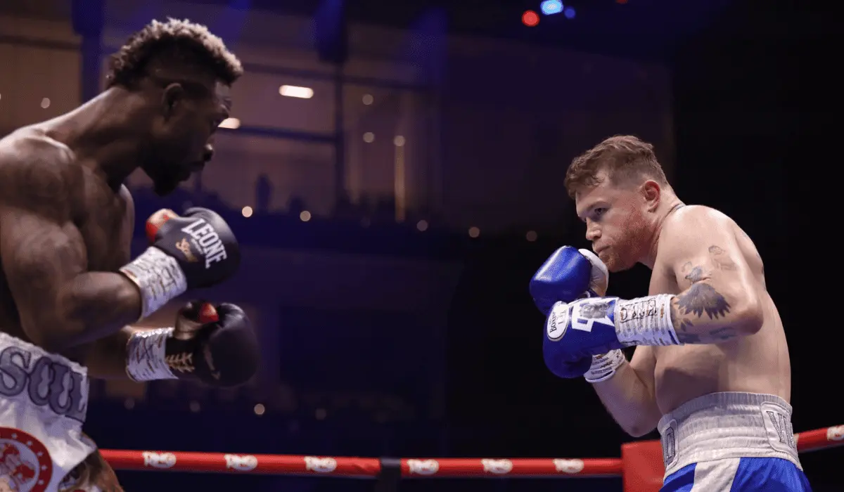 Scull se disculpa con Canelo tras su pelea, revela el campeón mexicano