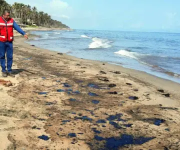 Supervisará ASEA derrame de Pemex en refinería de Dos Bocas