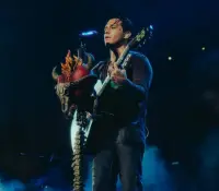 Nodal apoya iniciativa México canta y pide canciones enfocadas en el amor