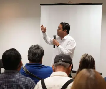 Convoca Heriberto Aguilar a informar casa por casa sobre elección judicial