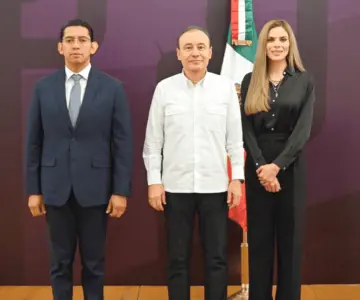 Víctor Hugo Enríquez deja Secretaría de Seguridad; entra Braulio Martínez