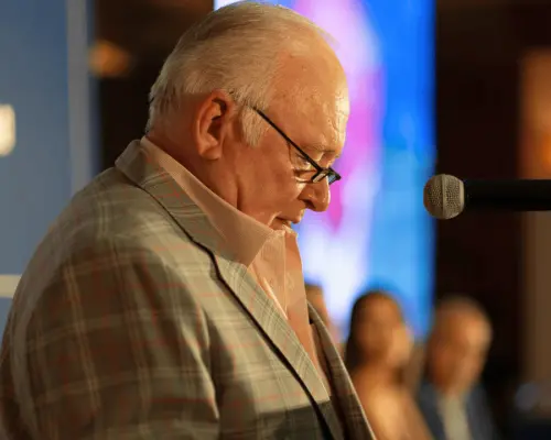 Enrique Mazón Rubio entra al Salón de la Fama del Beisbol Mexicano
