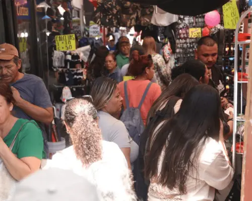 Comerciantes del centro de Hermosillo esperan ventas elevadas por 10 de mayo