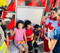 Vecinos rescatan a 5 menores de incendio en vivienda de colonia Tiro al Blanco
