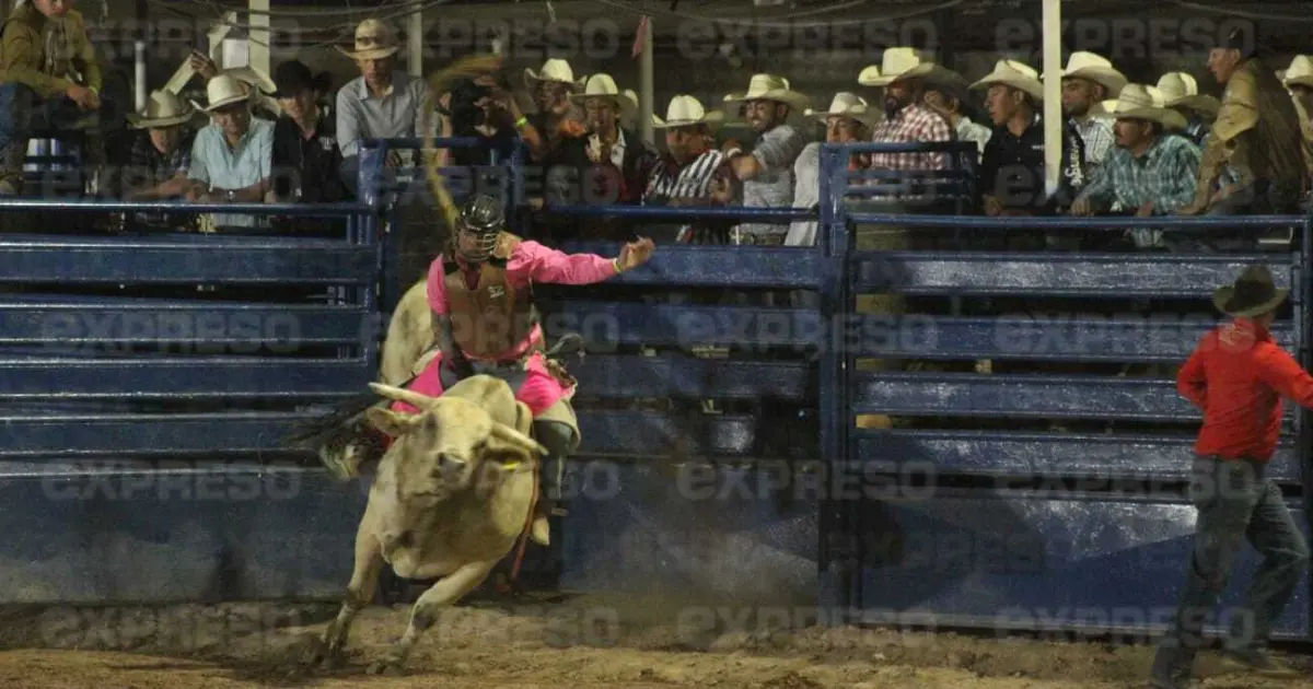 Lucio Morales, de Suaqui de la Candelaria, campeón en Jineteo de Toros