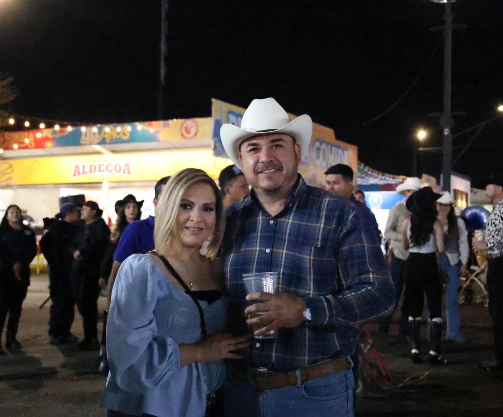 Hermosillenses pasan una noche agradable en Expogan Sonora