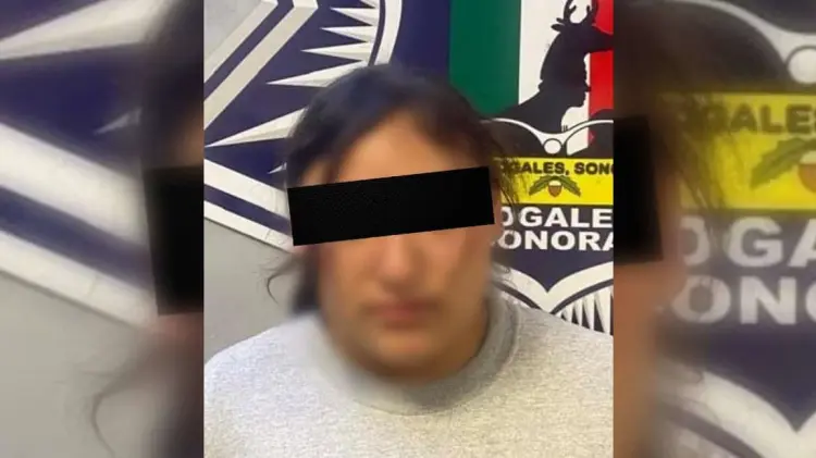 Fue detenida cuando llevaba a la menor en brazos. (Foto: Especial / EXPRESO)