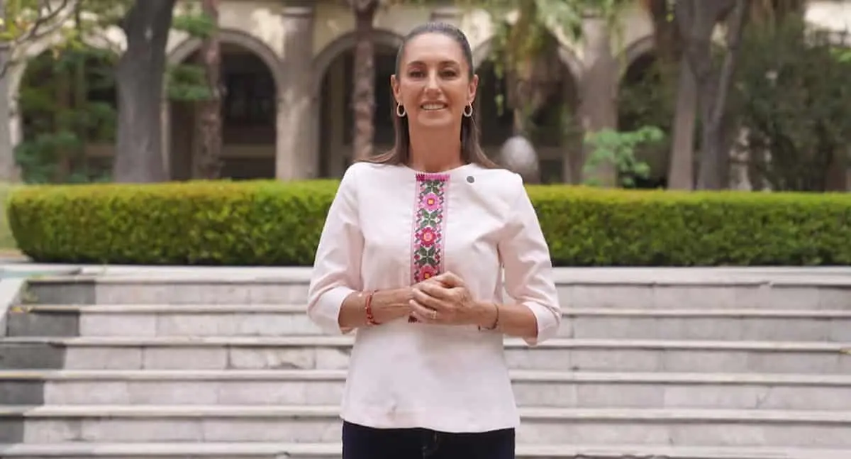 Claudia Sheinbaum felicita a las madres mexicanas en su día