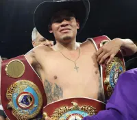 Vaquero Navarrete defiende título ante Charly Suárez en San Diego