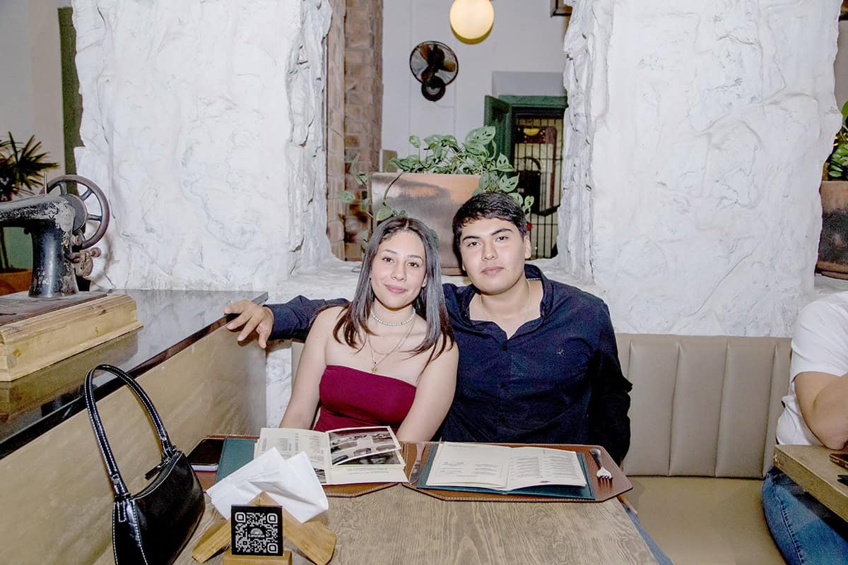 Festejan en familia en la Casona Obregón