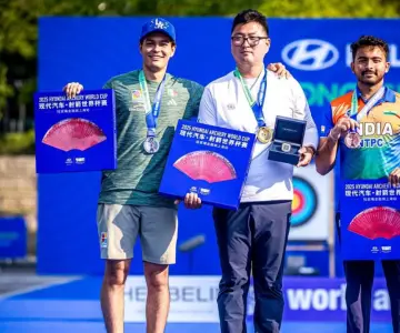 Matías Grande se cuelga la medalla de plata en Copa del Mundo en Shanghái