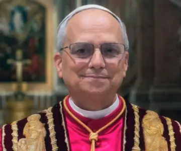 Papa León XIV defiende libertad de expresión y pide liberación de periodistas