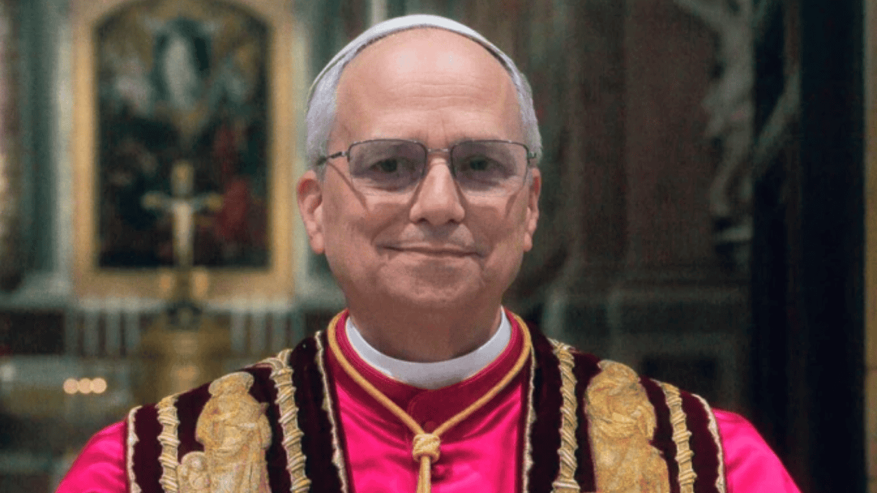 Papa León XIV defiende libertad de expresión y pide liberación de periodistas