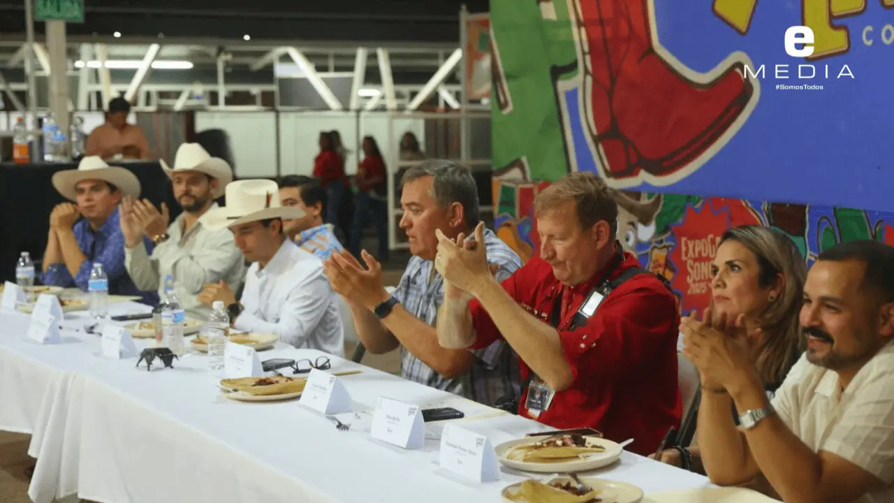 Sabor y tradición brillan en concurso de cordero a las brasas en la ExpoGan