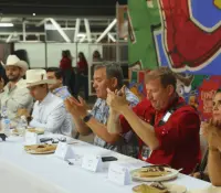 Sabor y tradición brillan en concurso de cordero a las brasas en la ExpoGan