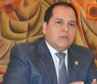 Asesinan a exdiputado priista en una cafetería