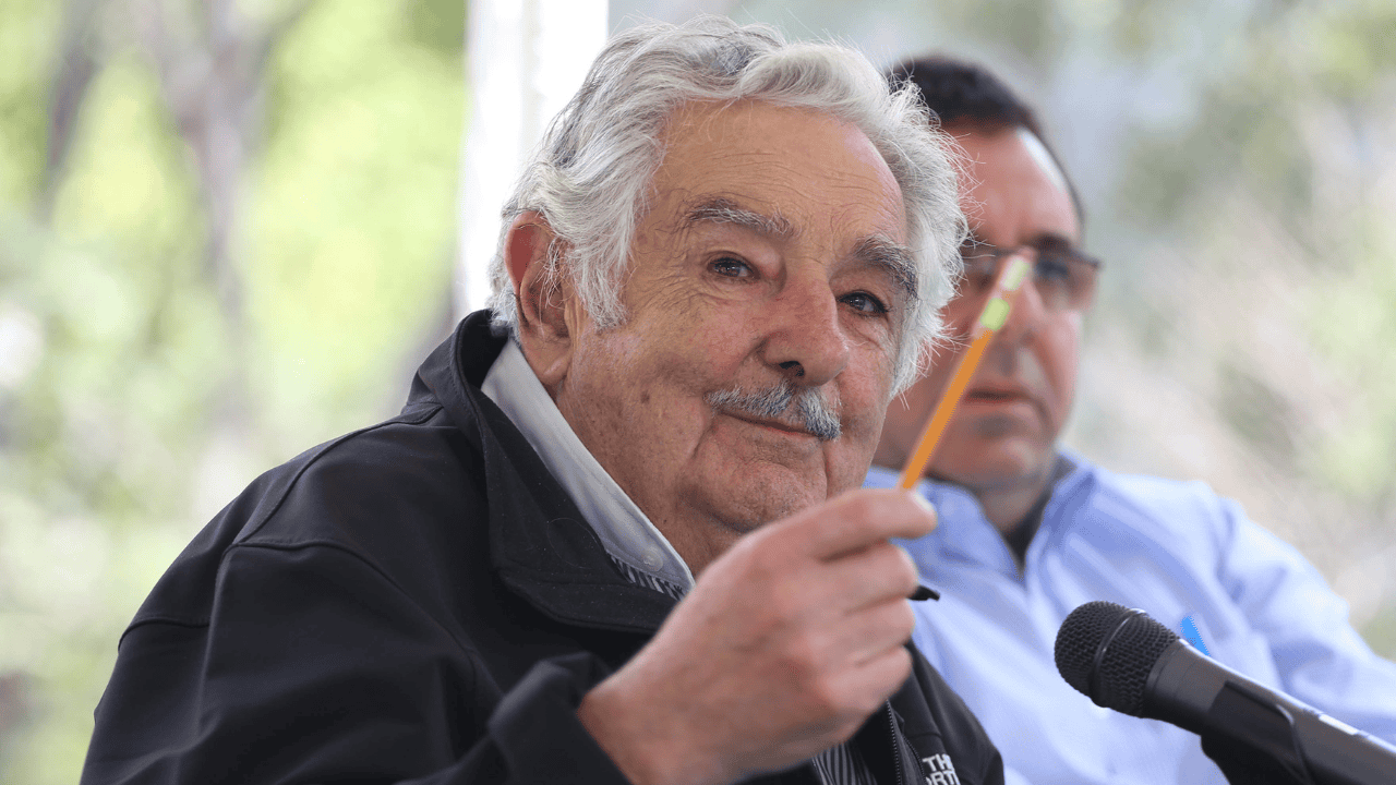 José Mujica, el líder de izquierda que predicó con el ejemplo