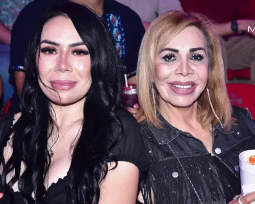 Kevyn Contreras y Brincos Dieras sacan carcajadas en el Palenque