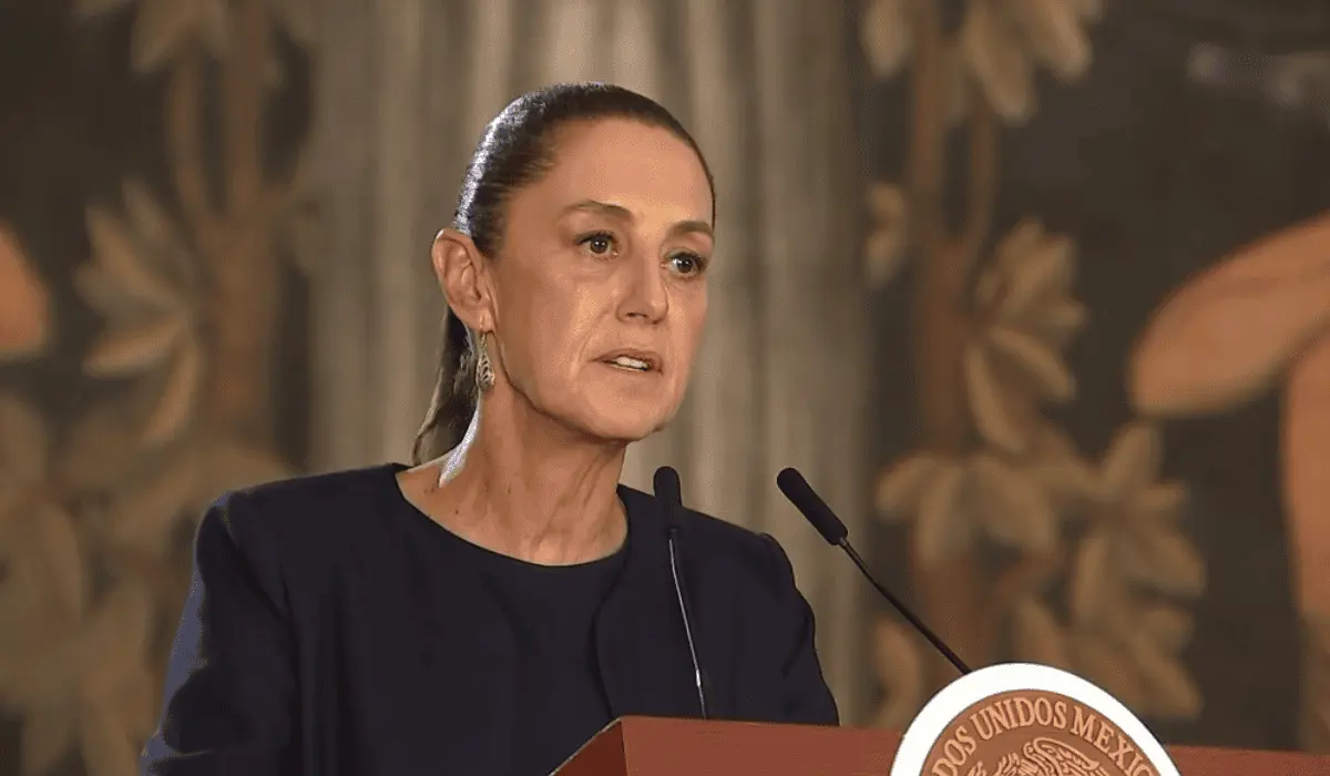 Frente al magisterio, Sheinbaum anuncia aumento salarial de 9%