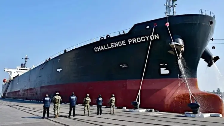 Tras el decomiso histórico de 10 millones de litros de huachicol en ese puerto. (Foto: Especial)