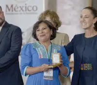 Sheinbaum anuncia aumento del 9% a maestros; CNTE lo rechaza